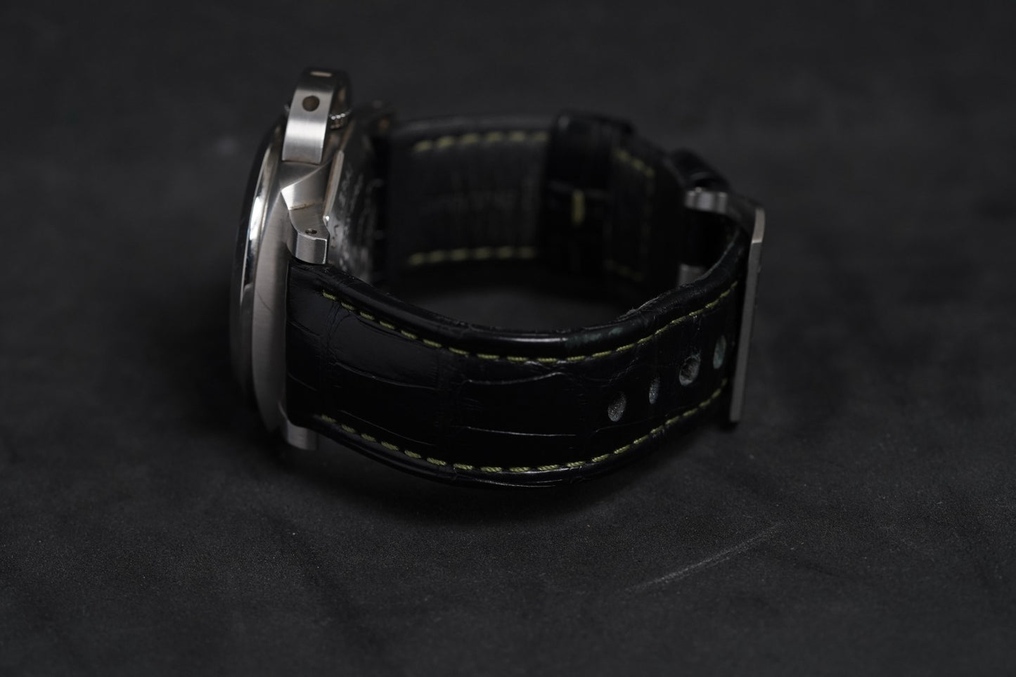 Panerai Luminor GMT 44 Mahendra Singh Dhoni Edition (PAM01056)