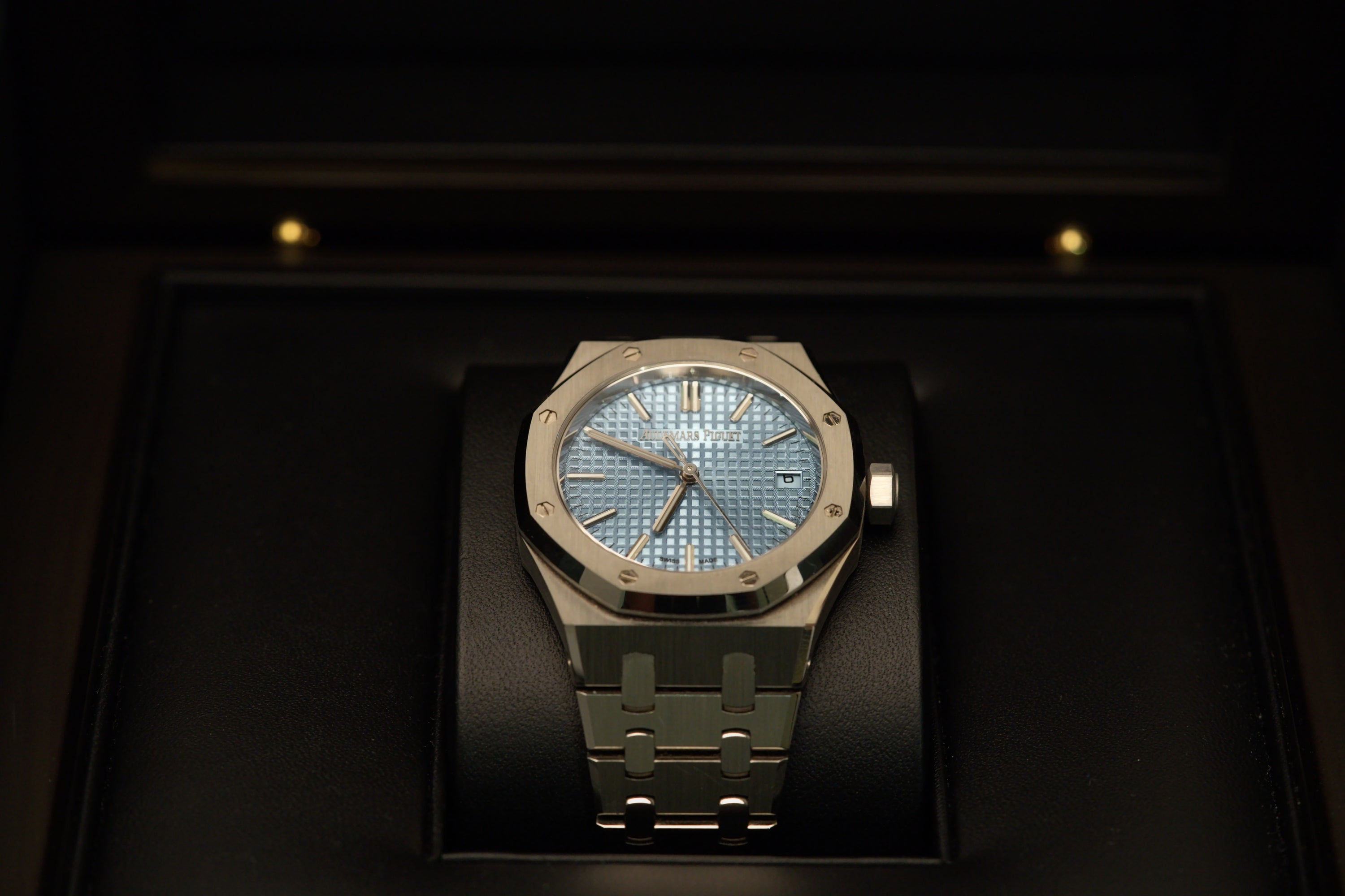 Audemars Piguet Royal Oak 37 mm (15550ST.OO.1356ST.08)
